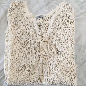 Fashion nova lace shirt